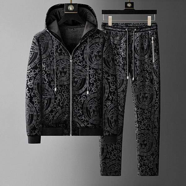 Picture of Versace Sweater Suits _SKUVersaceM-4XL13gx27442884
